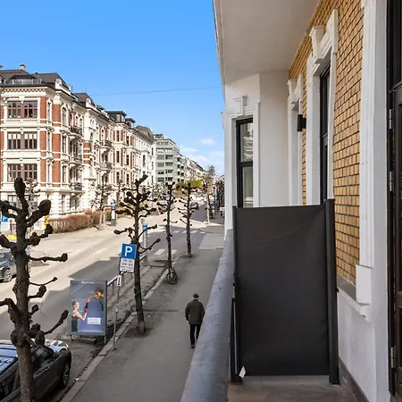 Numa Topp Aparthotel 4*